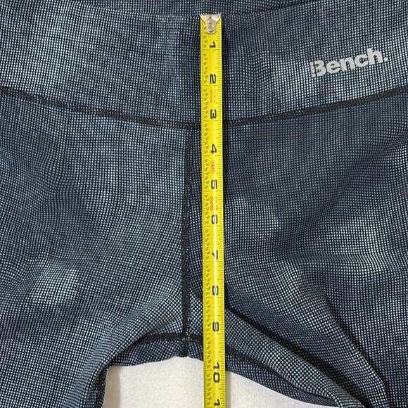 Bench women’s workout leggings UPF 40+ reflective feature blue size small Lycra - Picture 5 of 8